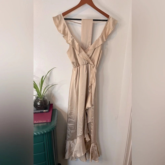 Show Me Your Mumu Samantha Ruffle Wrap Style Satin Dress Champagne Gold Sz XS - Picture 12 of 13